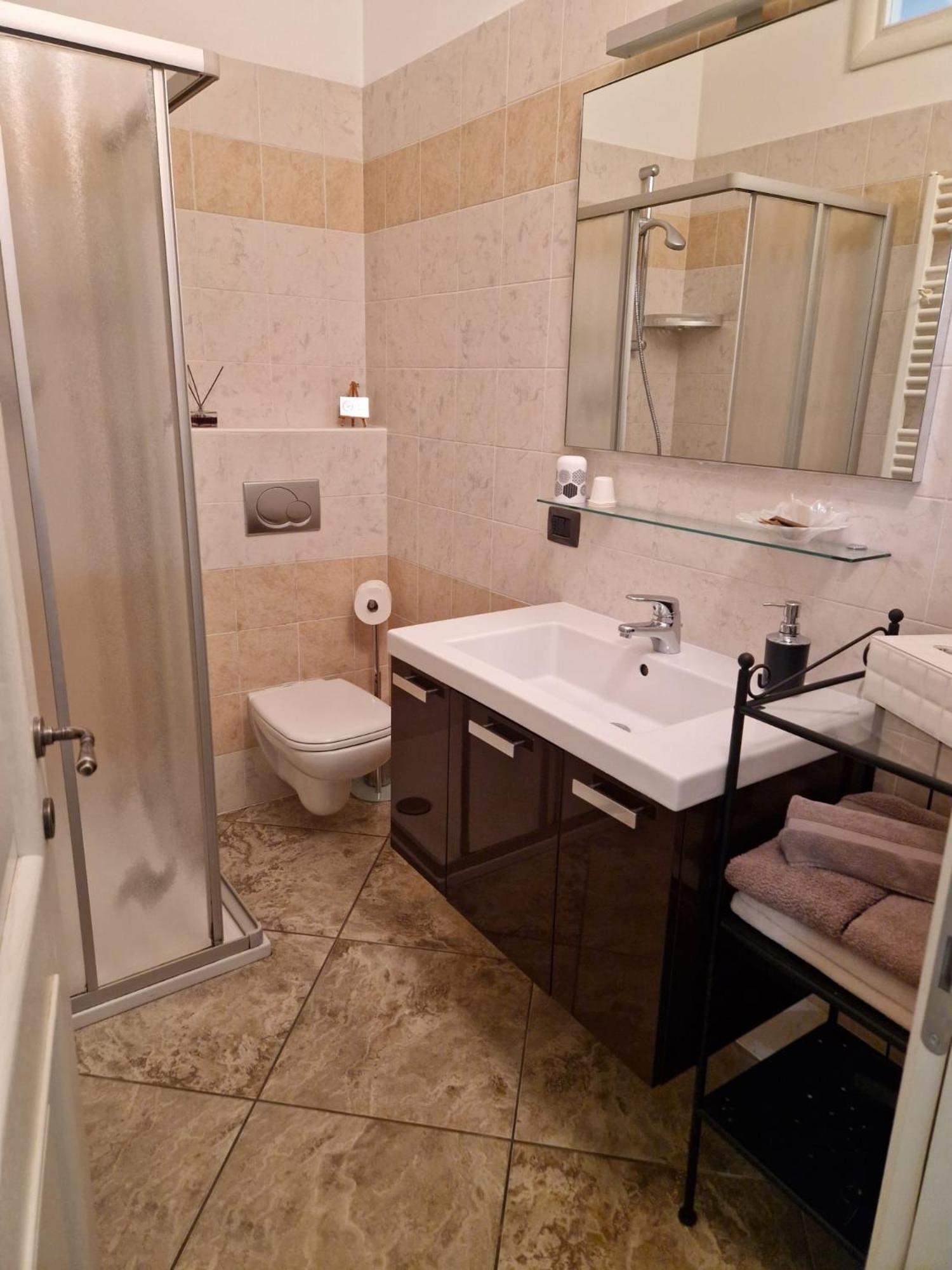 B&B Il Riccio Тирано Екстериор снимка
